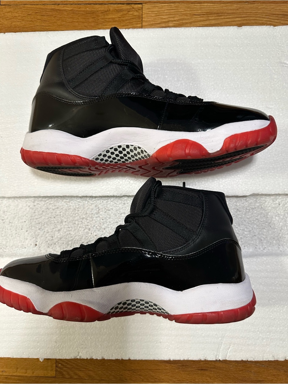 Jordan 11 Retro ‘Bred’ Size 10.5 Men’s